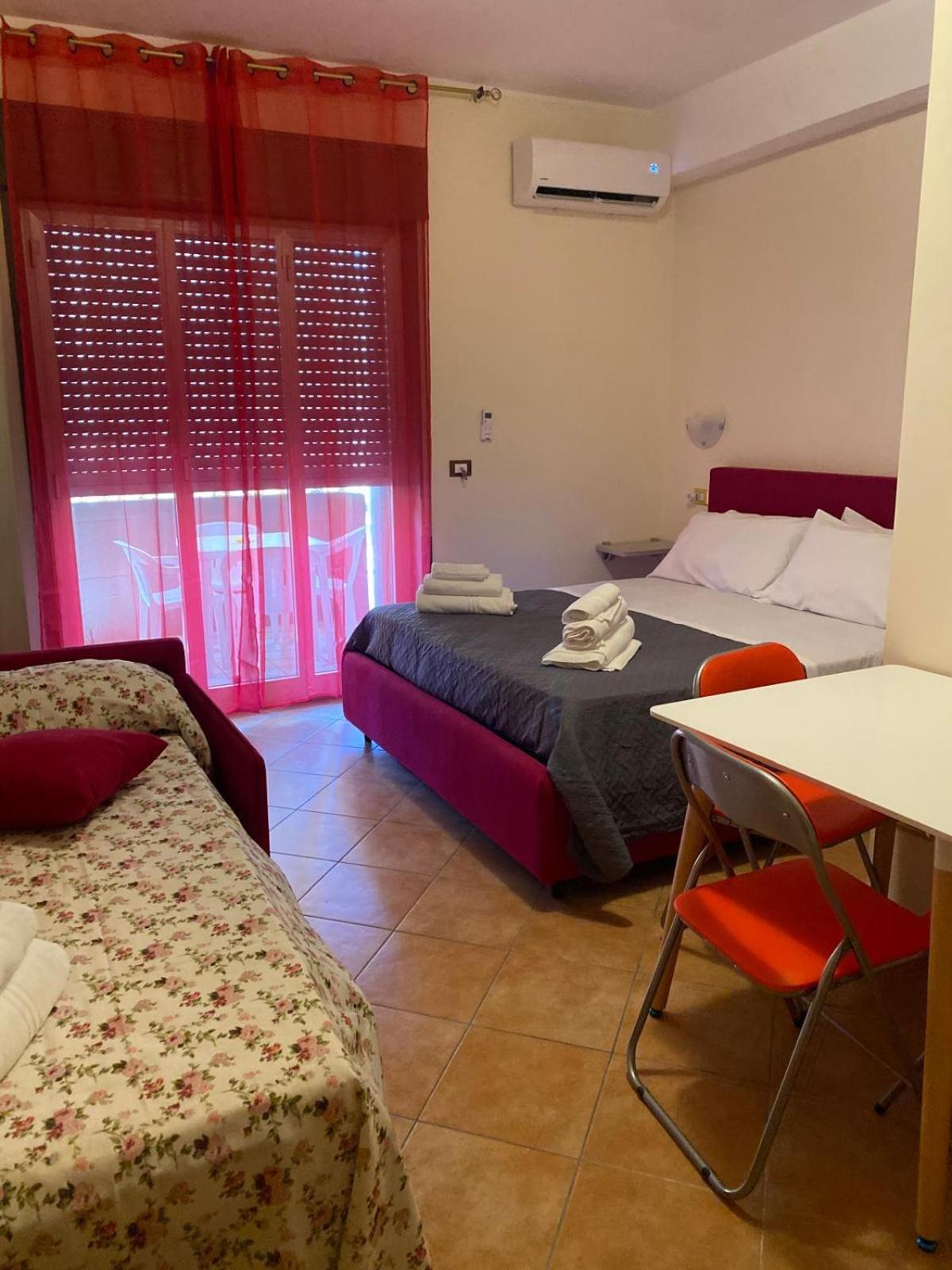 ホテル Musetta Sicilian Hospitality ミラッツォ エクステリア 写真